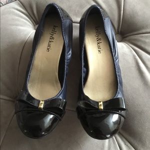 Kelly & Kate Navy blue wedge shoes